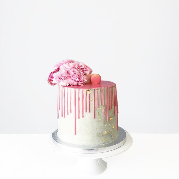 myBaker Online Shop Pretty Little Thing Baby Shower Cake