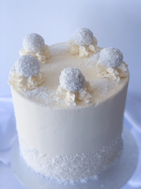 myBaker Online Shop Coconut Cake