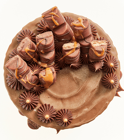 myBaker Online Shop Kinder Bueno Chocolate Drip Cake