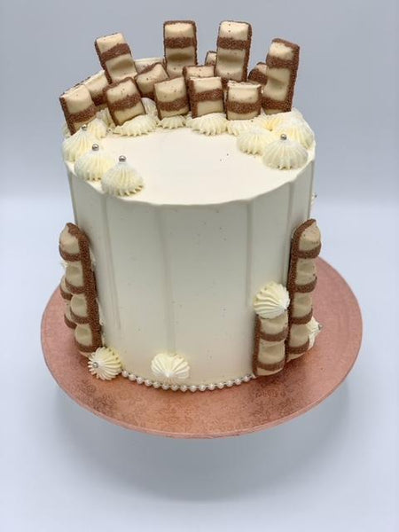 Kinder Bueno Birthday Cake Delivery Manchester | Chocolate Hazelnut |  Aphrodite's Cakes